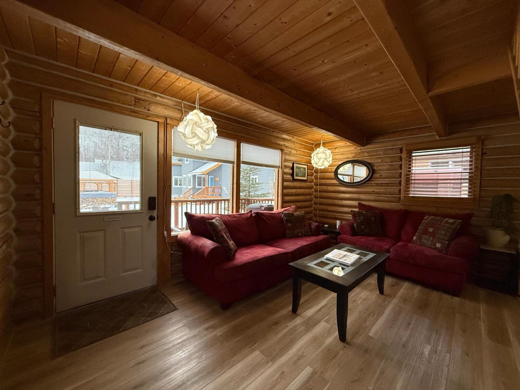 Talkeetna Log Cabin With Hot Tub Unit 2 Экстерьер фото
